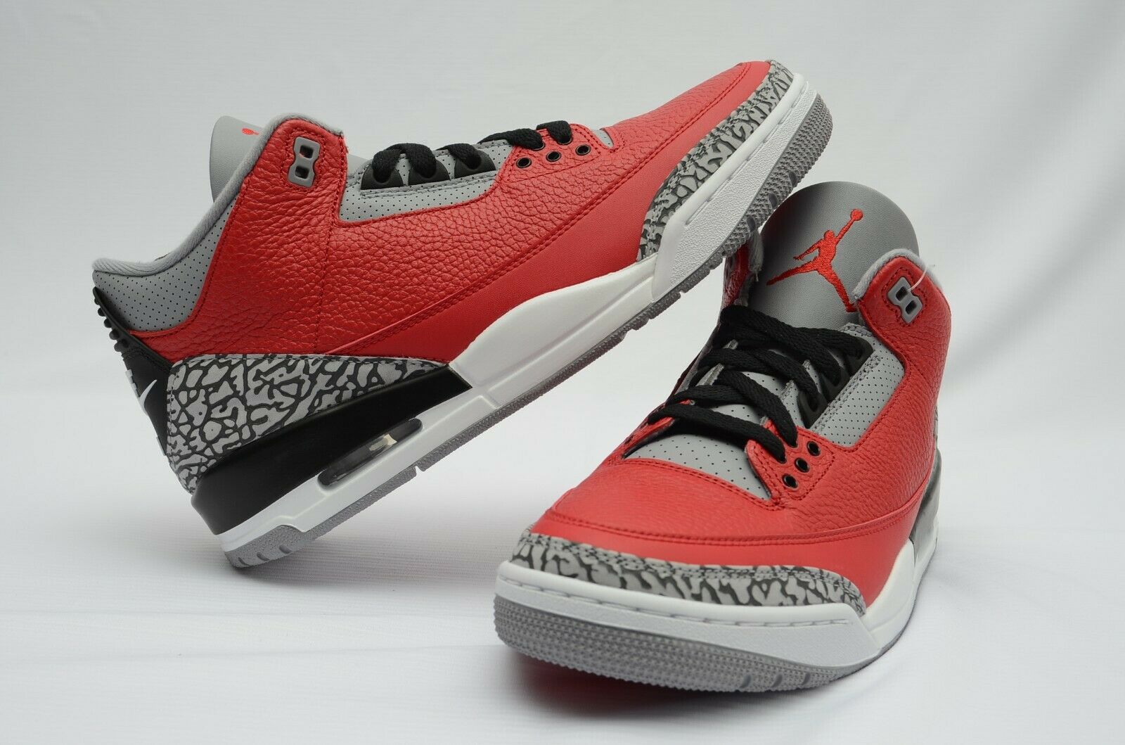 Jordan 3 Retro Fire Red Cement Nike Chi