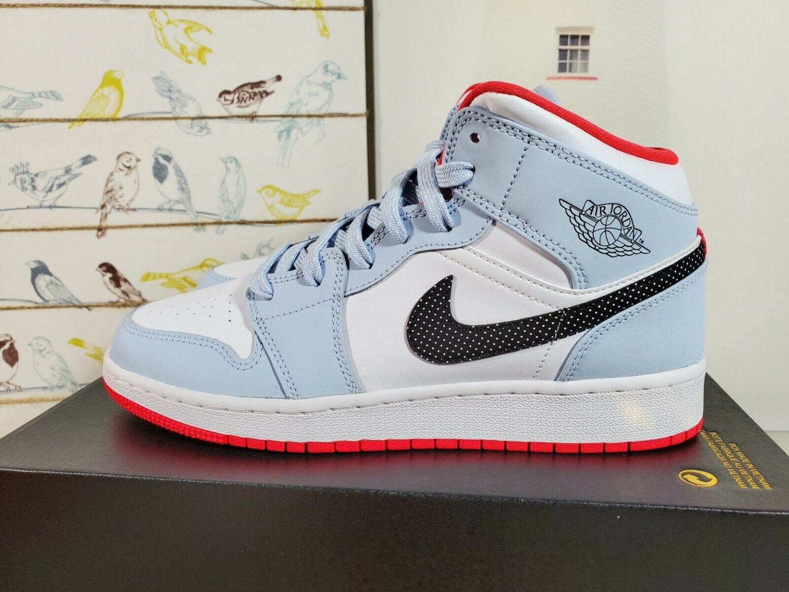 Jordan 1 half red half blue best sale