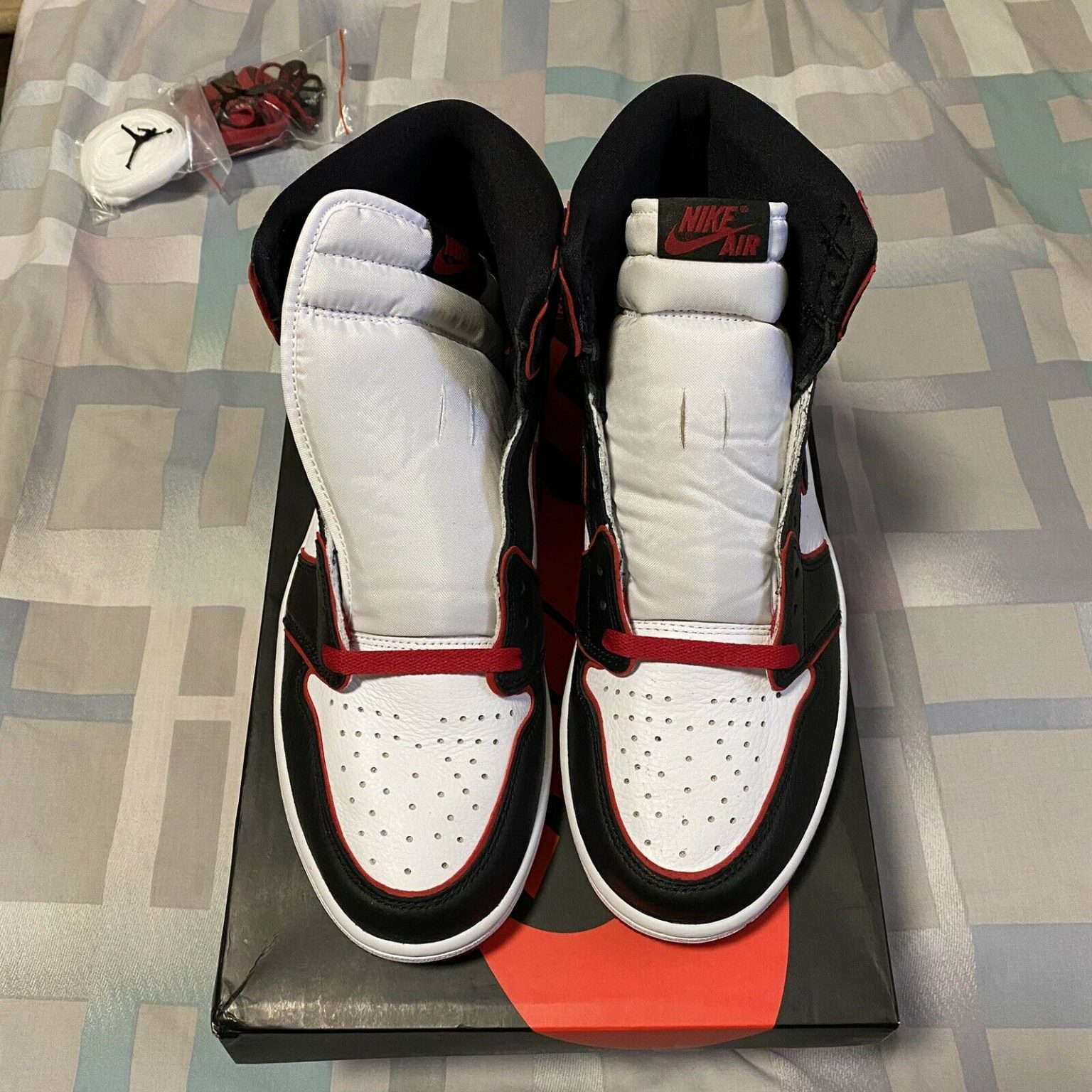bloodline 1s size 7