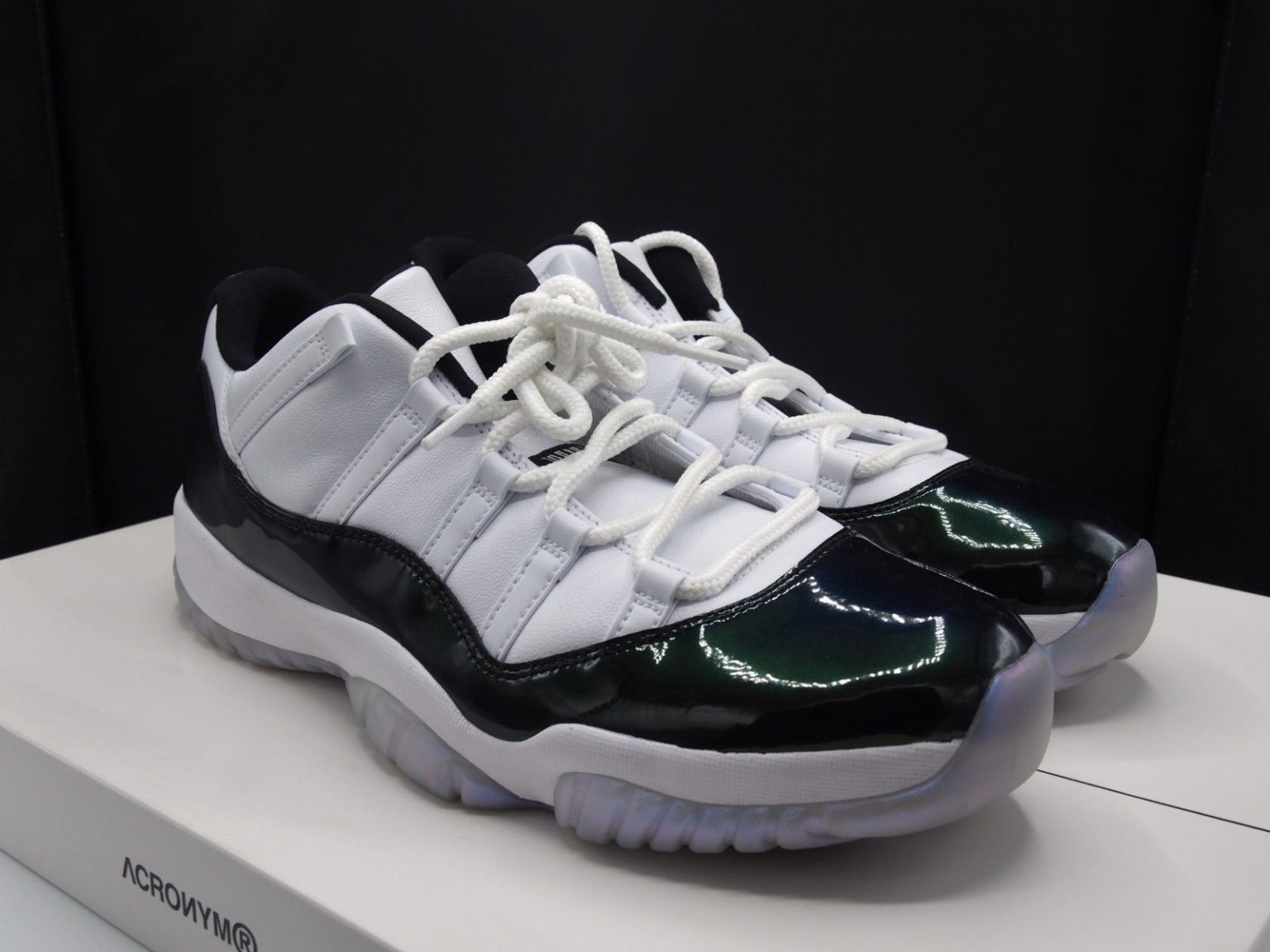 j11 low iridescent